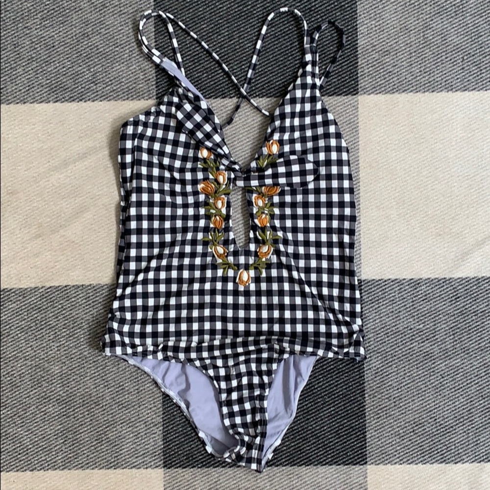 O’Neill one piece